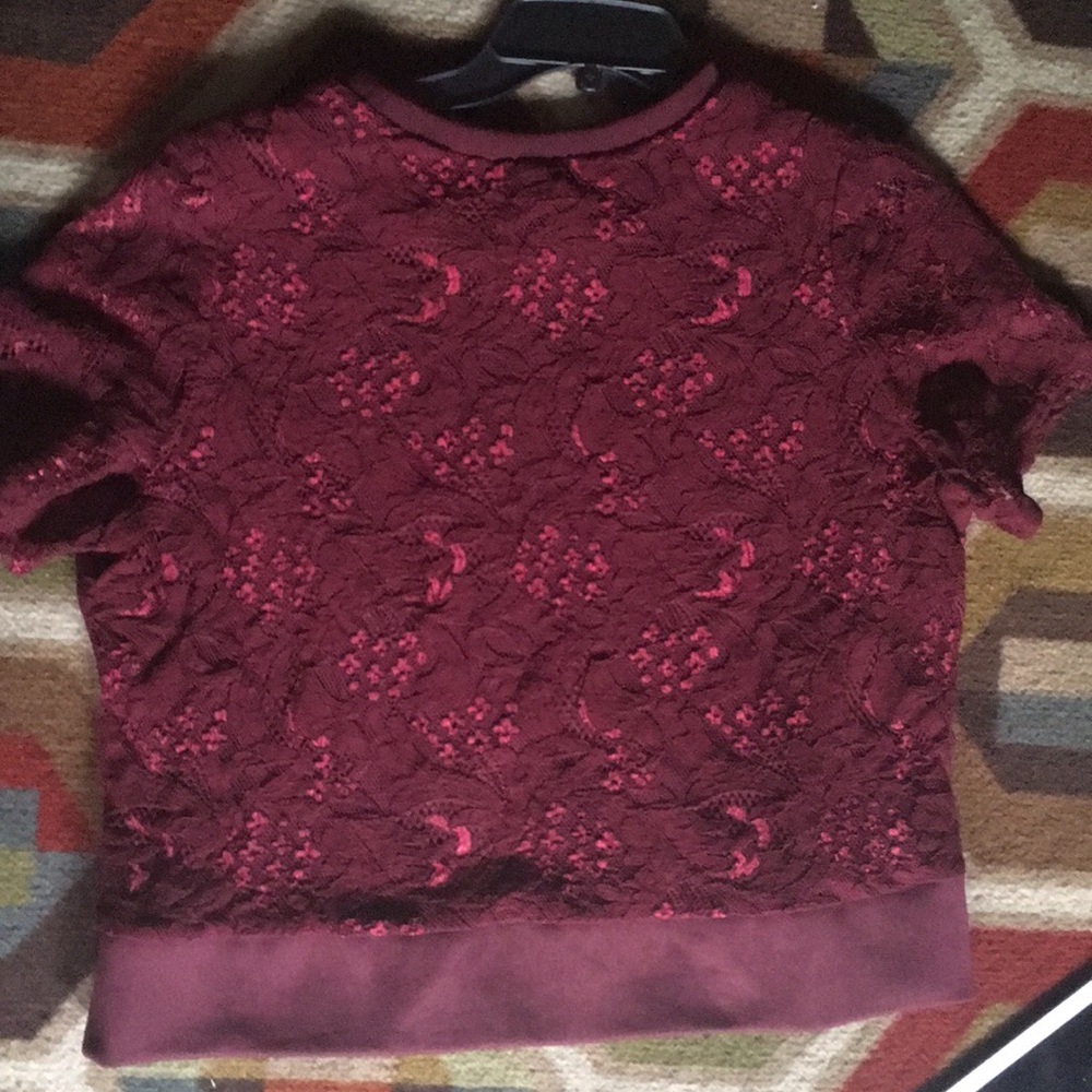 Burgundy Lace Crop Top! - Picture 8 of 8